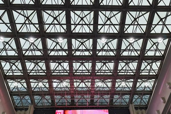 沈阳钢结构工程包括哪些内容？工程类型、施工流程与质量检查介绍
